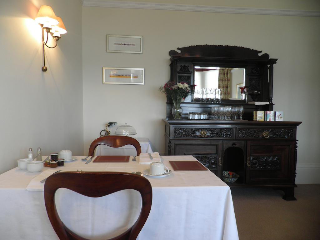 Douglas Park Guest House Kirn Bagian luar foto