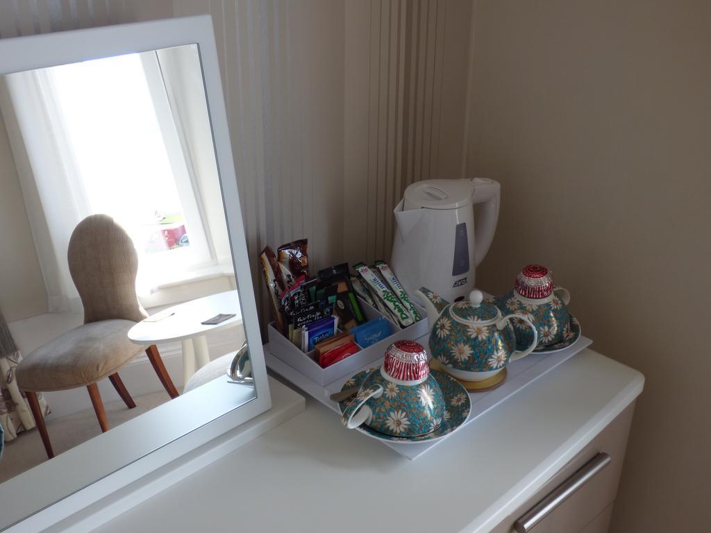 Douglas Park Guest House Kirn Bagian luar foto