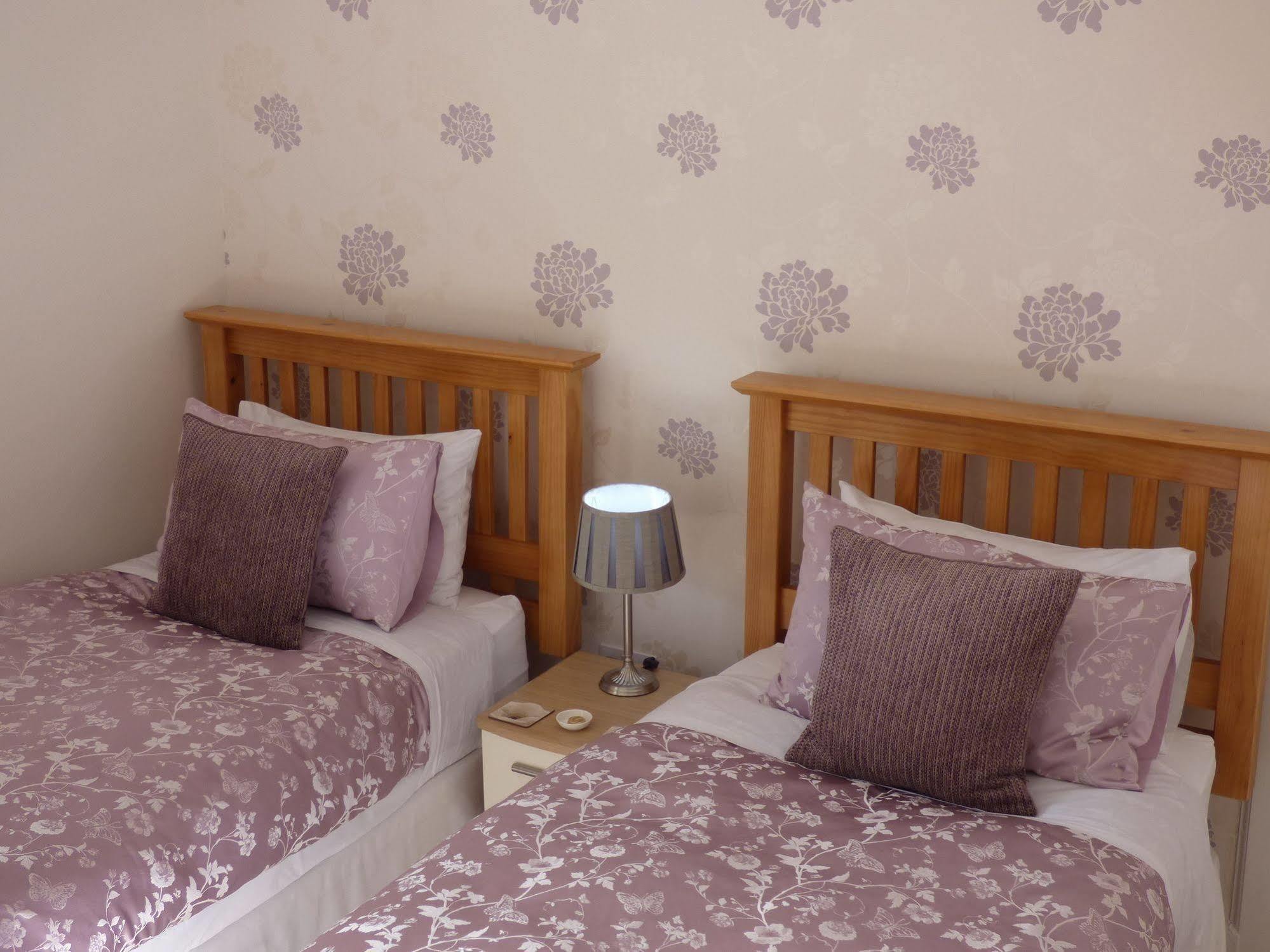 Douglas Park Guest House Kirn Bagian luar foto